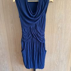 Hoss Intropia knee length navy drape jersey dress with pockets size S (10)