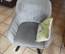 Swivel chair