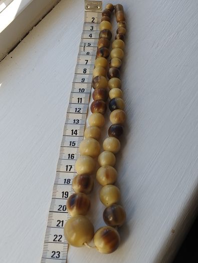 Vintage natural horn beads.