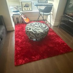 Round patterned pouffe/ottoman