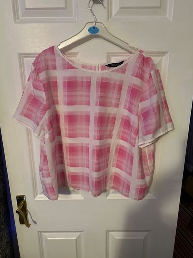dorothy Perkins light top