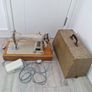 Vintage sewing machine Image 6