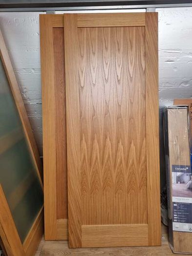 Oak single panel solid door