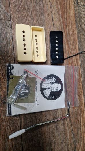 D'Angelico Premier Bedford P90 , DiMarzio Super Distortion