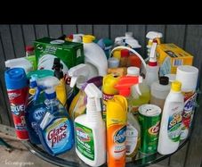 WORTH OVER EUR 200 Cleaning Materials and products and large storage box