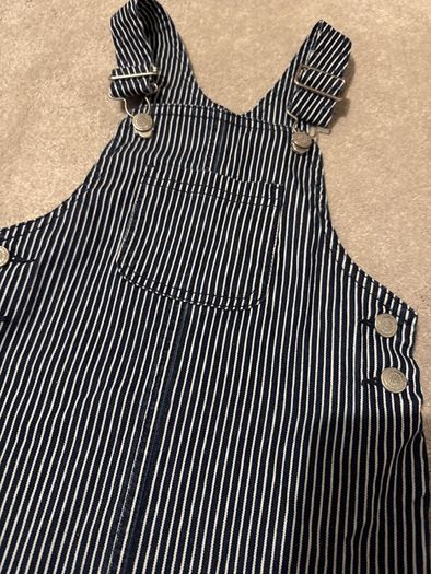 dress size 2-3 years