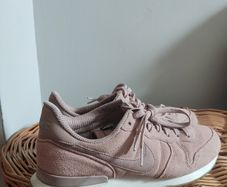 Nike trainers