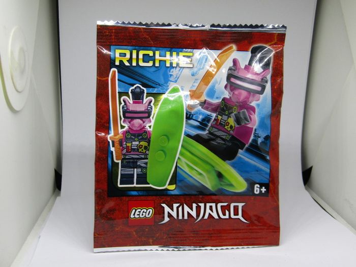 LEGO Ninjago Richie Minifigure Foil Pack Polybag Limited Edition Brand New Sealed