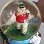 Golf musical glitter globe Image 2