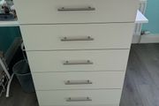 White 5 drawer chest of drawers