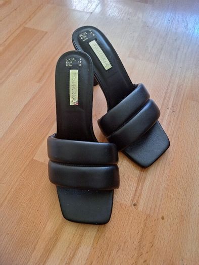 Shoes/Ladies Black Peeptoe .. Size: 4 UK