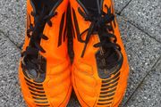 Football boots, size 4