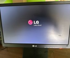 LG monitor