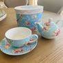 Cakestand & Teapot / Cup & Saucer Image 3