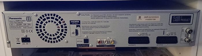 Panasonic DMR-EZ49V VHS/DVD with HDMI Compatibility
