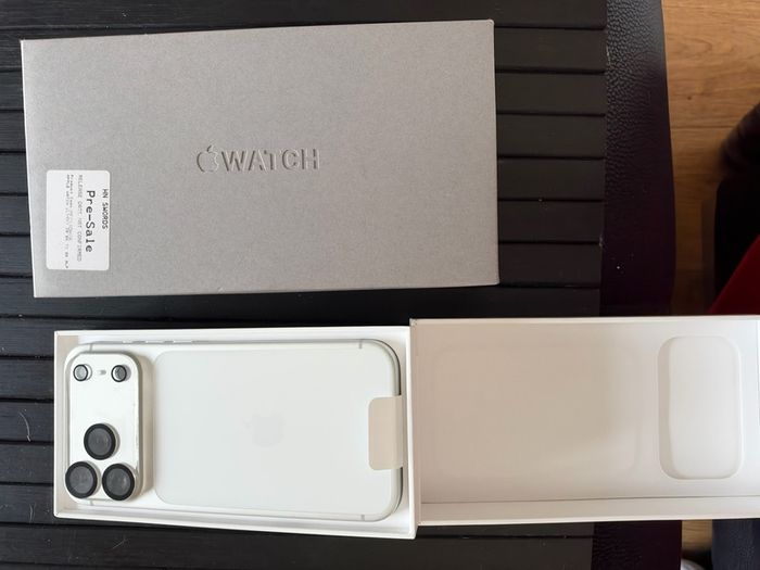 iPhone 17 pro max 256gb Brand New Cond