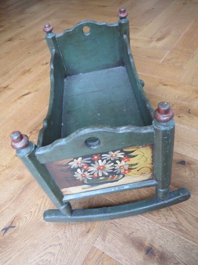 Vintage/Antique Wood Rocking Doll Cradle