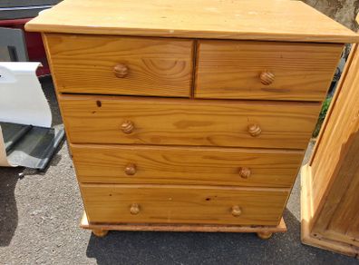 Pine chest drawer