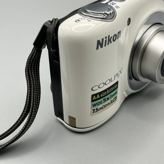 Nikon Digital Camera Coolpix L25 10.1MP White Tested + Full Kit - Boxed