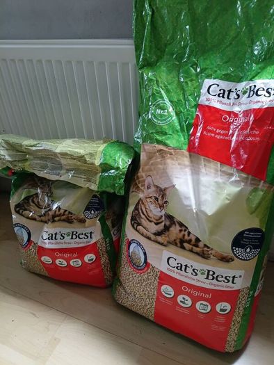 23.5 KG of Cats Best Original Organic  Wood Granule  Clumping Cat Litter