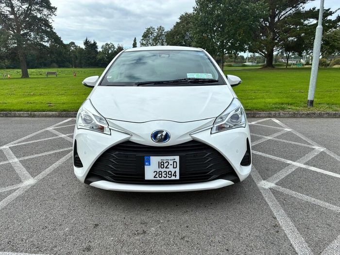 Toyota Vitz 1.5 Hybrid Auto