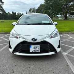 Toyota Vitz 1.5 Hybrid Auto