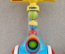 TOMY Pic 'N' Pop Toddler Toy