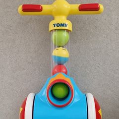 TOMY Pic 'N' Pop Toddler Toy