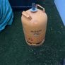 gas cylinder Image 2