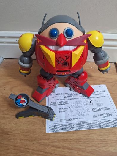 Sonic toy