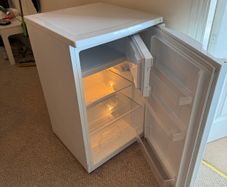 Fridge freezer