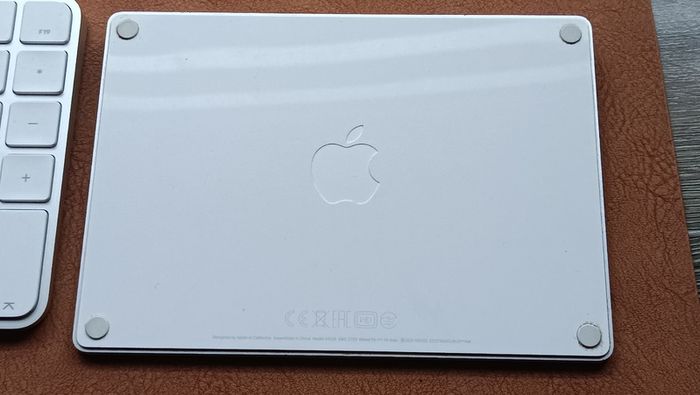 Apple Magic Trackpad 2 A1535 - Like New