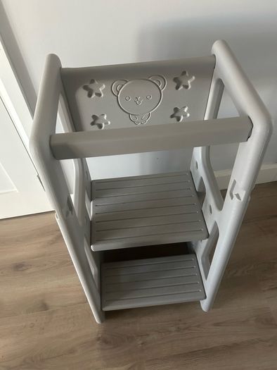 toddler tower-kitchen helper