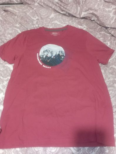 Mountain warehouse t shirt size large