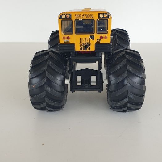 Monster truck Too S'ool 1:24 scale Mattel