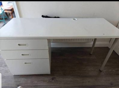 Free Desk
