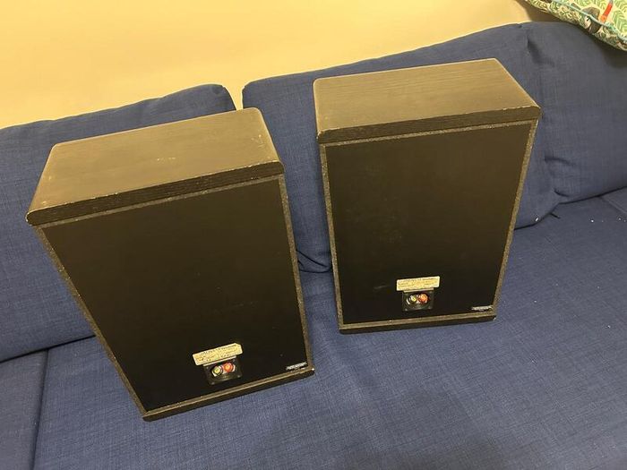 Advent Graduate Speakers - very rare