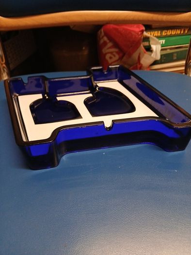 Vintage Worthington E ashtray