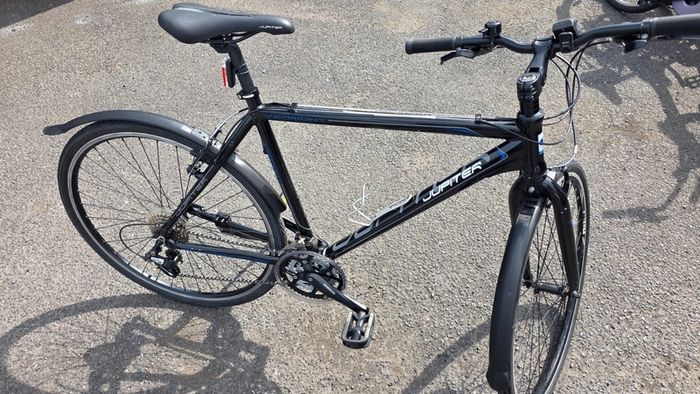 Jupiter Vermont Hybrid Trekking Bike   Fully Serviced   Excellent Condition