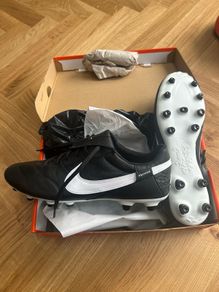 Nike Premier 3