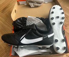 Nike Premier 3