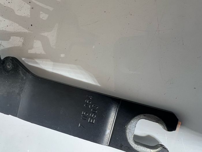 bmw 320d e93 front hood bonnet hinges pair 7115264 7115263 2009 A1l2b518s