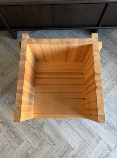 ItooRaba Lounge Chair by Sizar Alexis