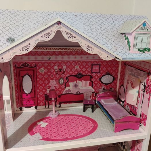 big doll house
