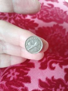 1934 New Zealand Silver 3 Pence Coin