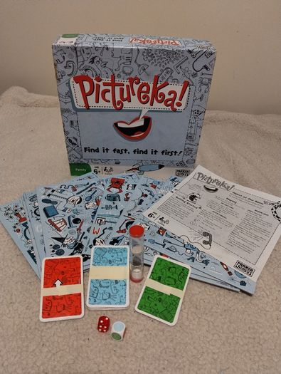Pictureka Hasbro Board Game