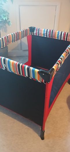 travel cot