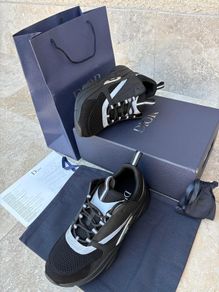 Brand New Dior B22