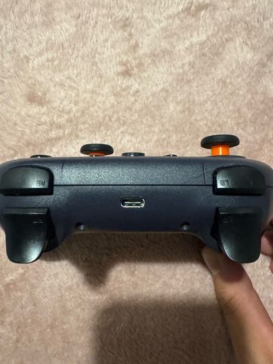 Gaming controller