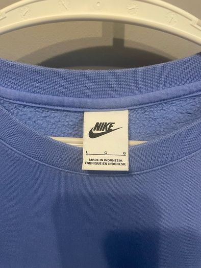 Nike Jumper - Size Large